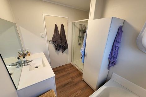 Photo of property in 303 Wellington Road, Wainuiomata, Lower Hutt, 5014