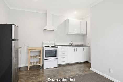 Photo of property in 5 Governor Road, Northland, Wellington, 6012