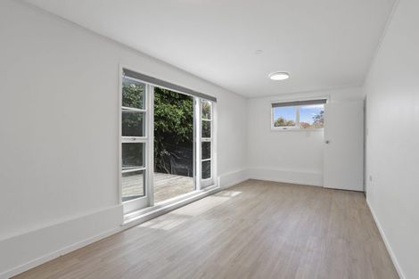 Photo of property in 18a Puketitiro Street, Glen Eden, Auckland, 0602