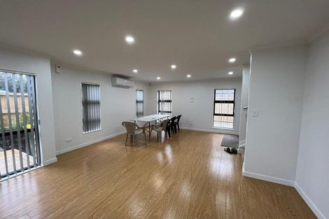 Photo of property in 25a Tawa Crescent, Manurewa, Auckland, 2102