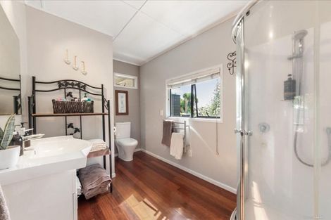 Photo of property in 4191 Great North Road, Glen Eden, Auckland, 0602