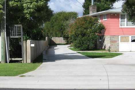 Photo of property in 1 Graham Avenue, Te Atatu Peninsula, Auckland, 0610