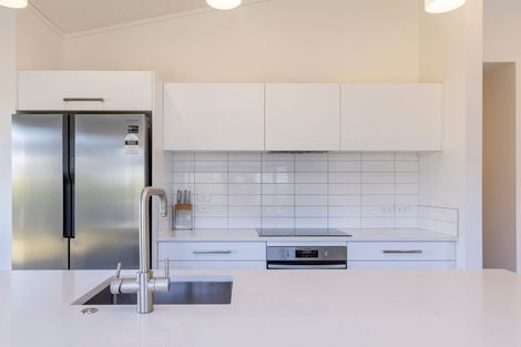 Photo of property in 14 Windsor Street, Richmond Heights, Taupo, 3330