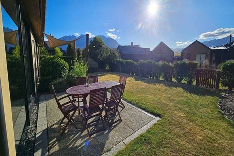 Photo of property in 5 Glengarry Court, Jacks Point, Queenstown, 9371