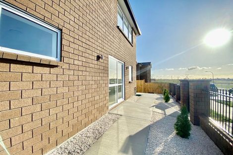 Photo of property in 56 Castlebane Drive, Flat Bush, Auckland, 2019