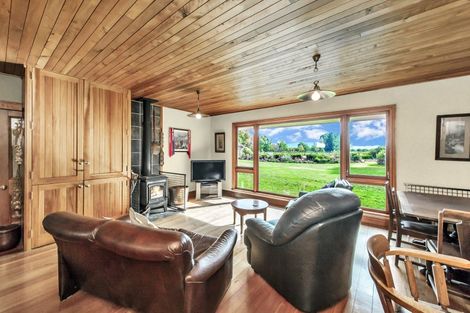 Photo of property in 10 Horrells Road, West Eyreton, Rangiora, 7475