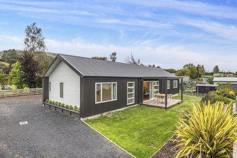 Photo of property in 2a Castleton Street, Allanton, Mosgiel, 9092