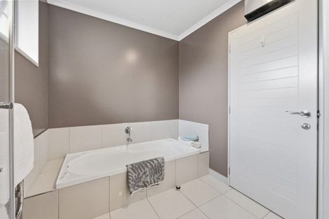 Photo of property in 36a Woodbury Street, Avonhead, Christchurch, 8042