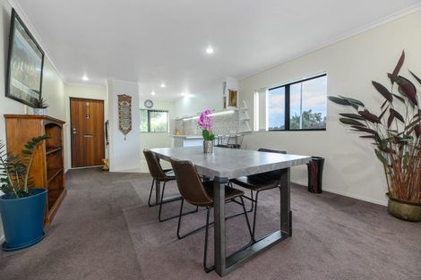 Photo of property in 1/15 Harbour View Road, Te Atatu Peninsula, Auckland, 0610