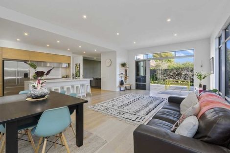 Photo of property in 24b Mansfield Avenue, St Albans, Christchurch, 8014