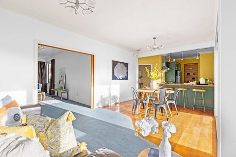 Photo of property in 49 Haydon Street, Roslyn, Palmerston North, 4414