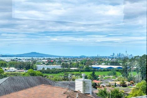 Photo of property in 14 Platinum Rise, Ranui, Auckland, 0612