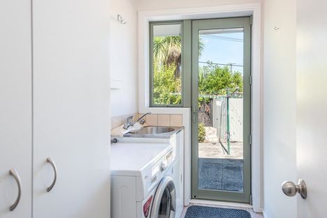 Photo of property in 81 Edward Avenue, Edgeware, Christchurch, 8013