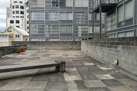 Photo of property in St Pauls Apartments, 81/43u Mulgrave Street, Thorndon, Wellington, 6011