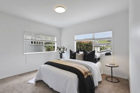 Photo of property in 18a Puketitiro Street, Glen Eden, Auckland, 0602