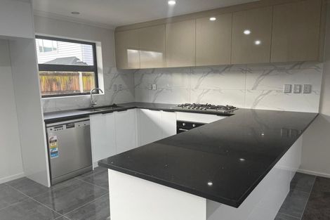 Photo of property in 52b Kimpton Road, Papatoetoe, Auckland, 2025