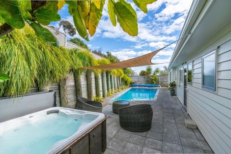 Photo of property in 12 Murray Court, Paraparaumu Beach, Paraparaumu, 5032
