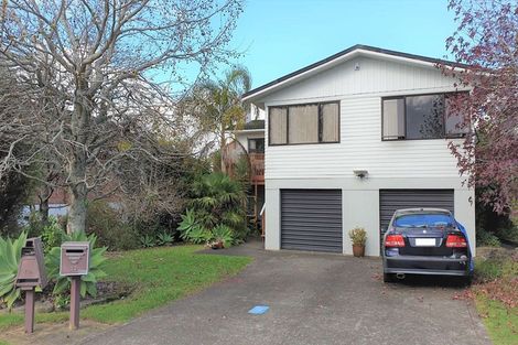 Photo of property in 13 Mcbreen Avenue, Northcote, Auckland, 0627