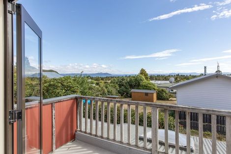 Photo of property in 5 Kahotea Drive, Motuoapa, 3382