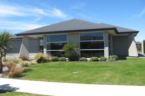 Photo of property in 35 Mistral Road, Northwood, Christchurch, 8051
