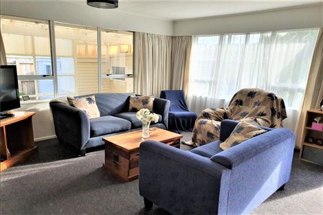 Photo of property in 17f3- Oak Street, Ebdentown, Upper Hutt, 5018