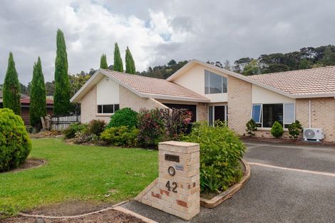 Photo of property in 42 Landing Drive, Albany, Auckland, 0632
