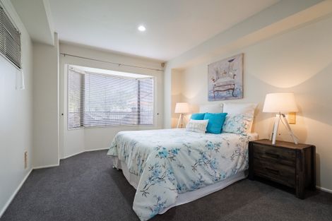 Photo of property in 27 Wirihana Road, Titirangi, Auckland, 0604