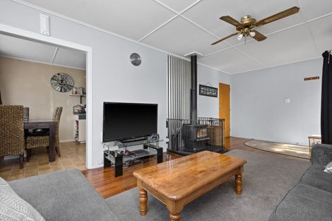 Photo of property in 806 Huia Street, Camberley, Hastings, 4120