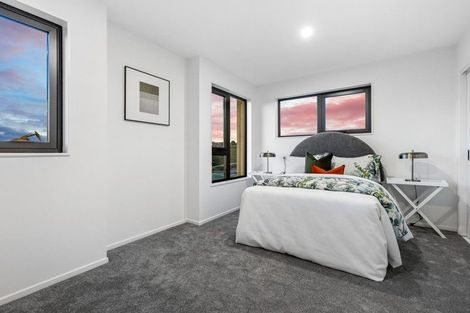 Photo of property in 216 Henwood Road, Westgate, 0814