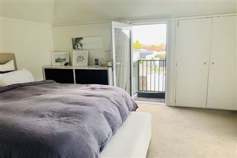 Photo of property in 102 Winchester Street, Merivale, Christchurch, 8014