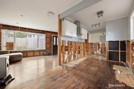 Photo of property in 46 Stottholm Road, Titirangi, Auckland, 0604