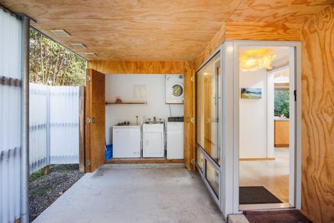 Photo of property in 849b Makerua Road, Tokomaru, Palmerston North, 4474