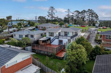 Photo of property in 245 Sunset Road, Sunnynook, Auckland, 0632