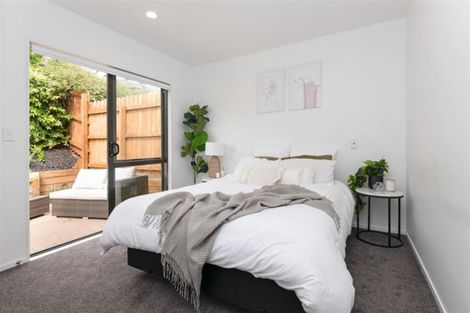 Photo of property in 14 Nagle Place, Golflands, Auckland, 2013