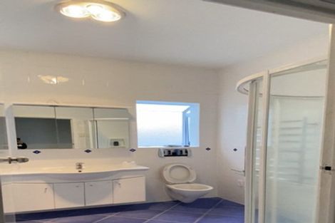 Photo of property in 80 Ngataringa Road, Devonport, Auckland, 0624