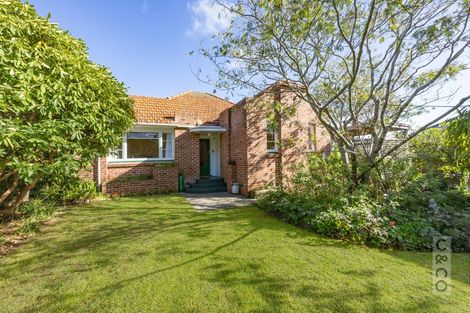 Photo of property in 16 Karaka Street, Helensville, 0800