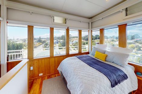 Photo of property in 112 Kahukura Avenue, Waitarere Beach, Levin, 5510