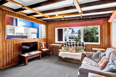 Photo of property in 11a Tawa Street, Inglewood, 4330