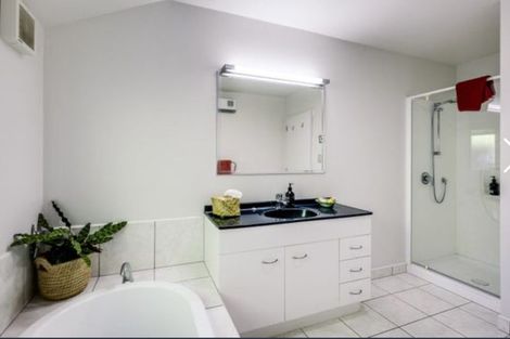Photo of property in 130a Priestley Terrace, Bluff Hill, Napier, 4110