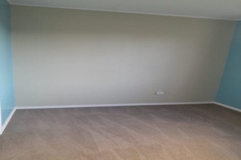 Photo of property in 10 Churchill Crescent, Foxton, 4814