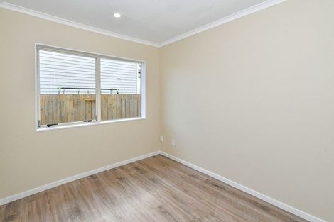 Photo of property in 1/36a Kenderdine Road, Papatoetoe, Auckland, 2025