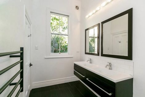 Photo of property in 8 Battery Road, Ahuriri, Napier, 4110