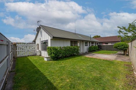 Photo of property in 51 Spriggs Crescent, Greenmeadows, Napier, 4112