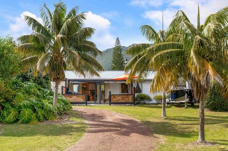 Photo of property in 15 Pitkethley Circle, Pauanui, Hikuai, 3579