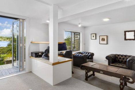Photo of property in 15 Martin Road, Matakana, Warkworth, 0985
