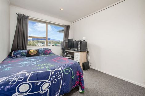 Photo of property in 8 Forest Hill Road, Henderson, Auckland, 0612