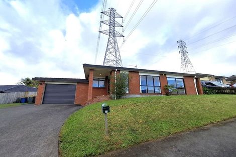 Photo of property in 27 Killygordon Place, Massey, Auckland, 0614