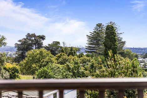 Photo of property in 98 Bleakhouse Road, Howick, Auckland, 2014