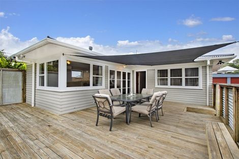 Photo of property in 27 Meldrum Street, Te Kamo, Whangarei, 0112