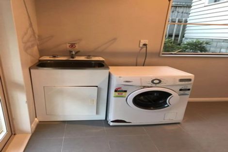 Photo of property in 89a Stanley Road, Glenfield, Auckland, 0629